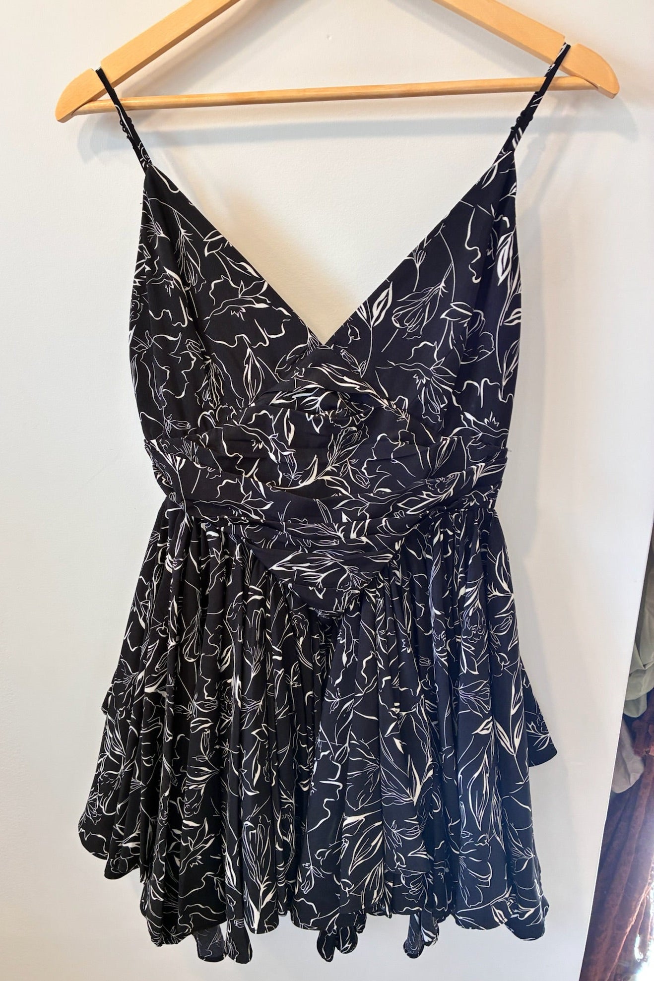 Ink Bloom Ruffle Mini Dress (Black/White Floral Line Print)