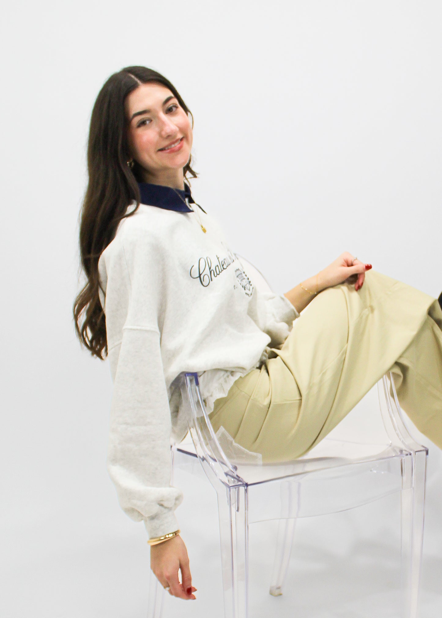 Château Graphic Sweatshirt (Heather Grey)