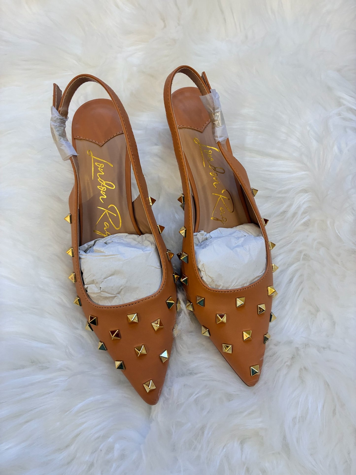 (Hegron) Studded Slingback Flats (Caramel)