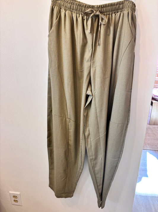 Olive Cotton Utility Jogger (Olive)