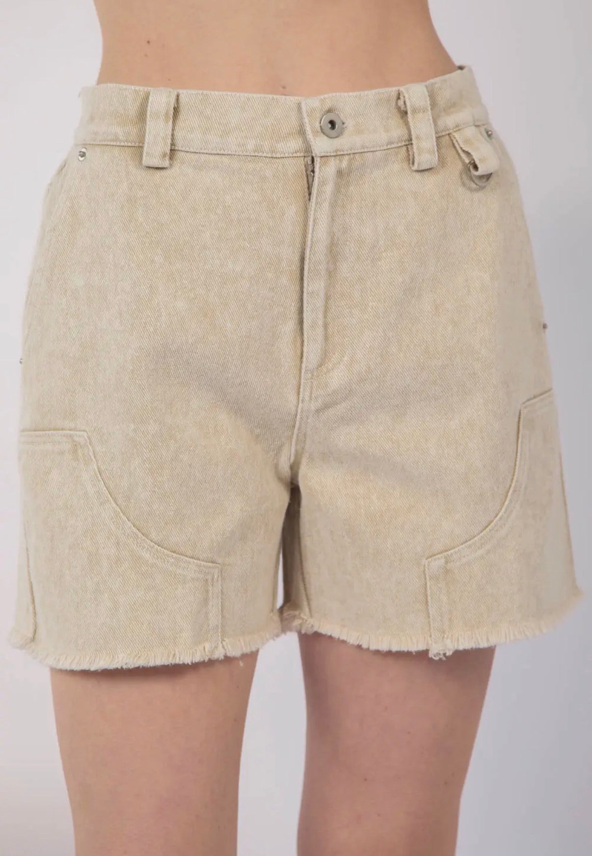 Cream Frayed Hem Shorts (Cream)
