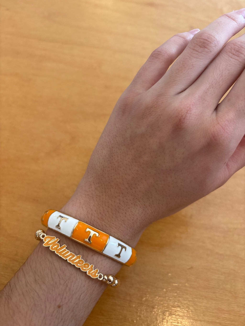 Vols beaded bracelet