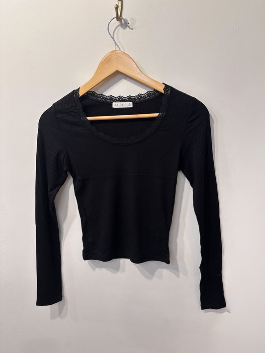 Soft Romance Ribbed Top (Black)