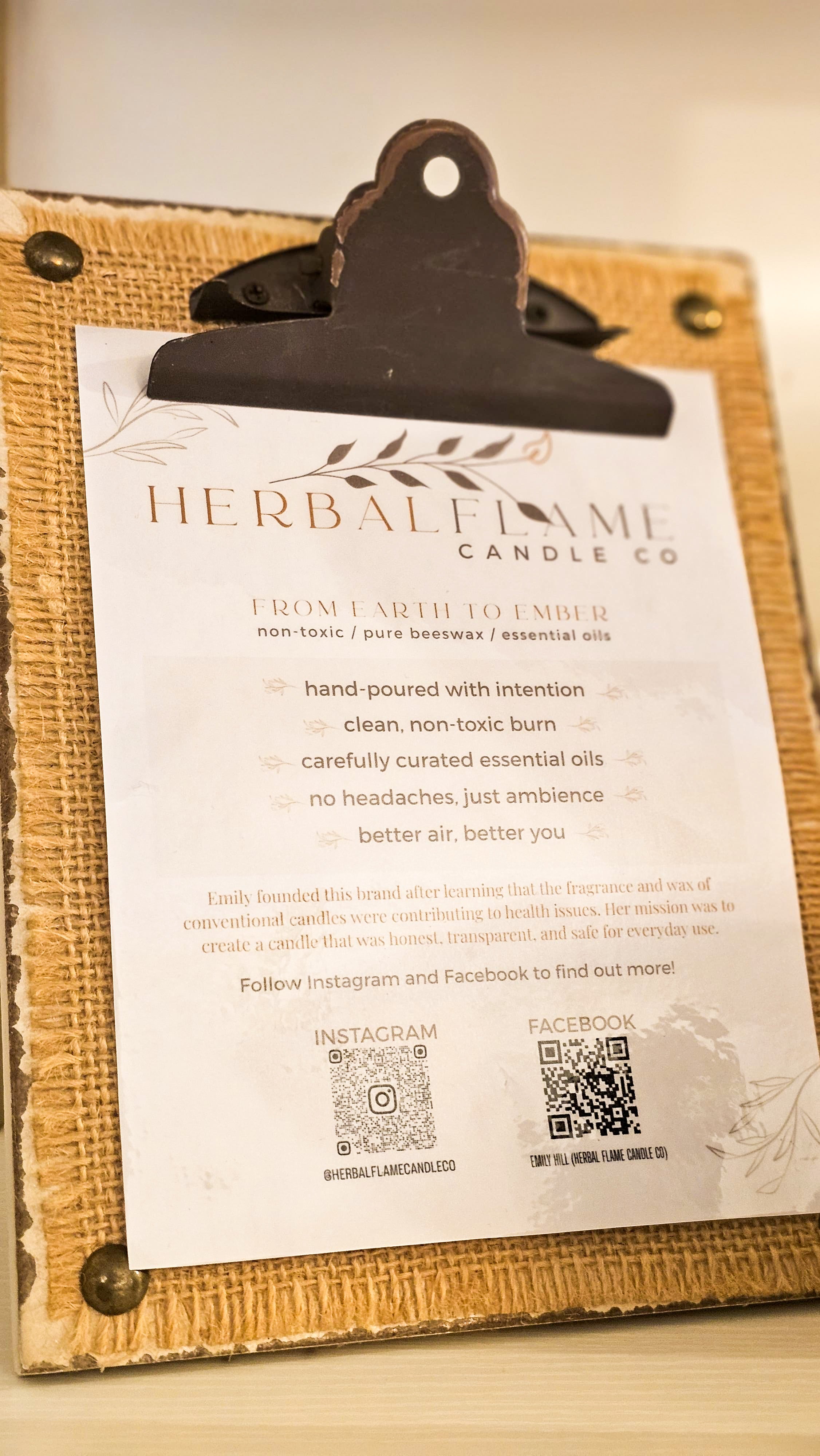 Herbal Flame Candle Co. – 8 oz Non-Toxic Beeswax Candle