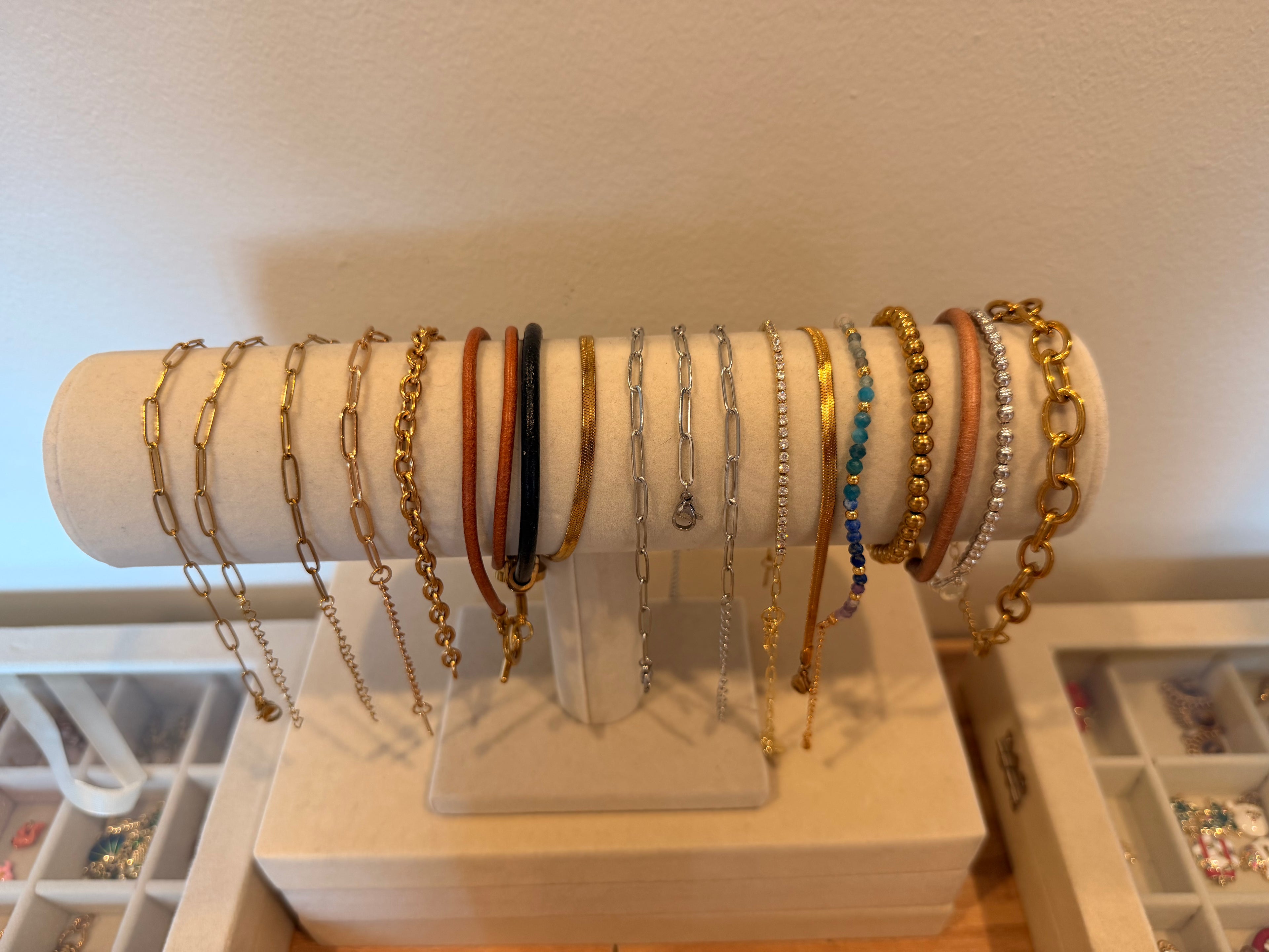 Bracelet Charm Base Piece (misc jewelry)