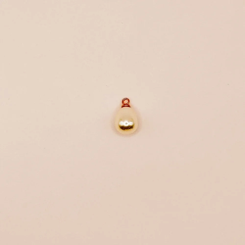 Pearl Teardrop